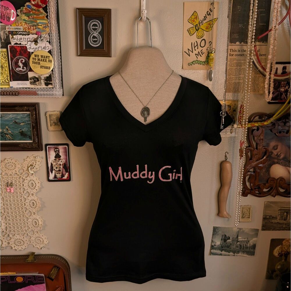 Y2K Redneck Graphic T-Shirt Women's Small Black Muddy Girl